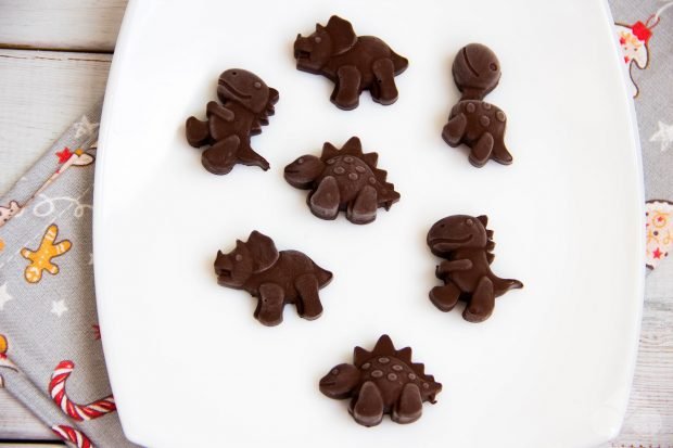 Домашній шоколад з какао і молока – простий і смачний рецепт з фото (покроково)