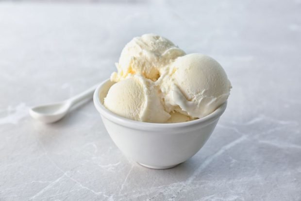 Сирне морозиво в домашніх умовах – простий і смачний рецепт, як приготувати покроково