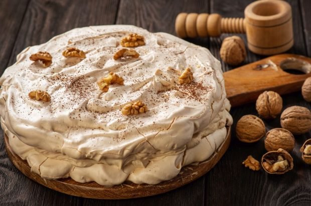 Торт Павлова з сирно-вершковим кремом – простий і смачний рецепт, як приготувати покроково