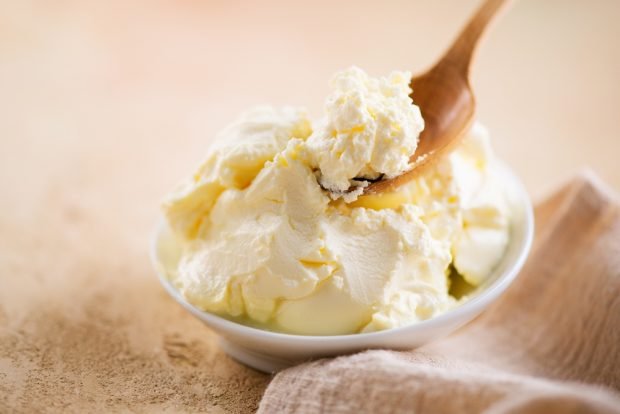 Низькокалорійне домашнє морозиво – простий і смачний рецепт, як приготувати покроково