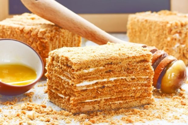 Торт «Медовик» – простий і смачний рецепт, як приготувати покроково