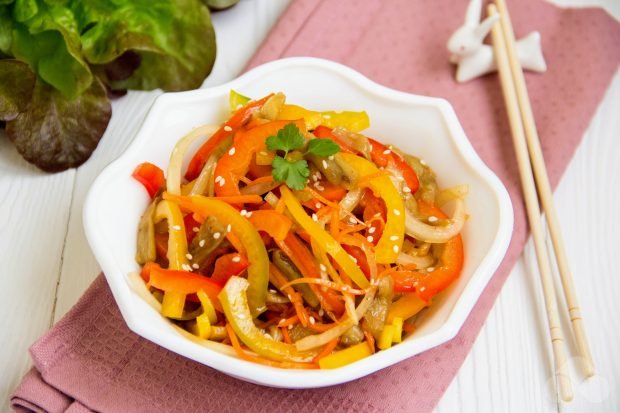 Салат з баклажанів, корейської моркви і болгарського перцю-простий і смачний рецепт з фото (покроково)