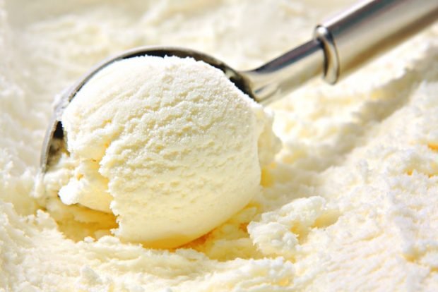 Морозиво з ряжанки в домашніх умовах – простий і смачний рецепт, як приготувати покроково