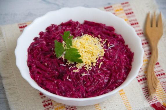 Селедка под шубой «Ленивая» – фото приготовления рецепта, шаг 4