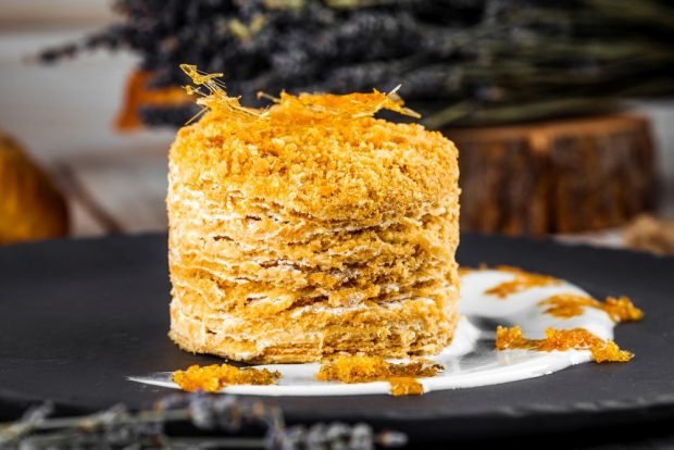 Бенто-торт «Медовик» – простий і смачний рецепт, як приготувати покроково