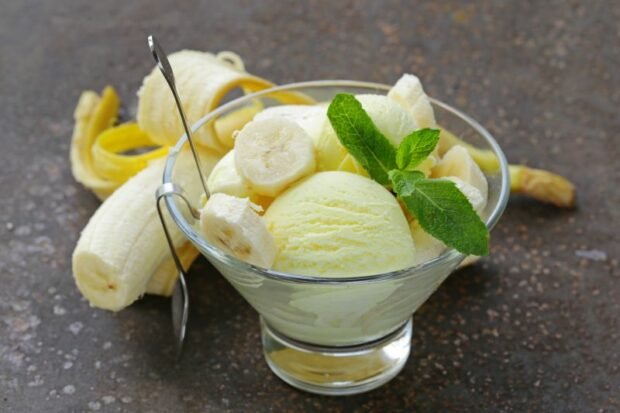 Бананове морозиво – простий і смачний рецепт, як приготувати покроково