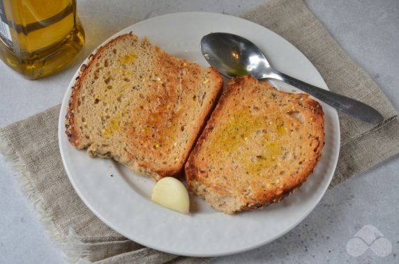 Бутерброды с беконом и овощами – фото приготовления рецепта, шаг 1