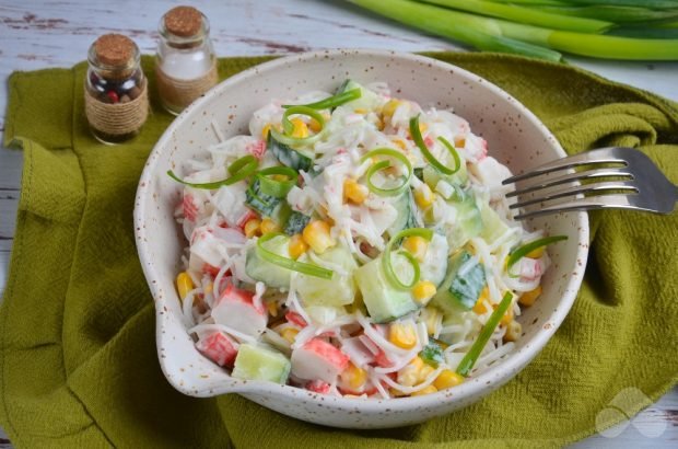 Крабовий салат з фунчозою – простий і смачний рецепт з фото (покроково)