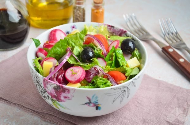 Овочевий салат з твердим сиром – простий і смачний рецепт з фото (покроково)