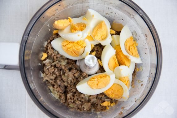 Шпротный паштет – фото приготовления рецепта, шаг 3