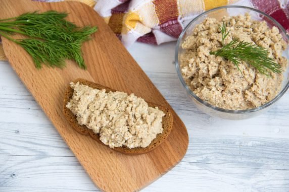 Шпротный паштет – фото приготовления рецепта, шаг 4