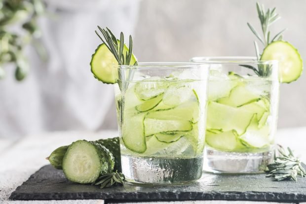 Огірковий лимонад – простий і смачний рецепт, як приготувати покроково