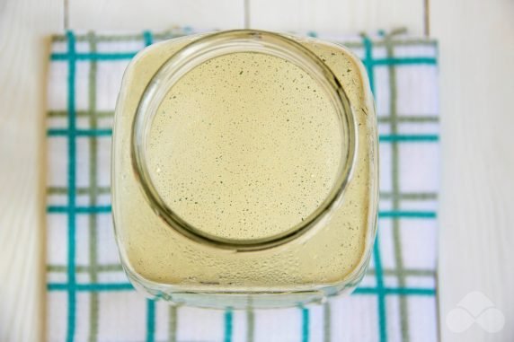 Простой рецепт кваса на сухих дрожжах – фото приготовления рецепта, шаг 2