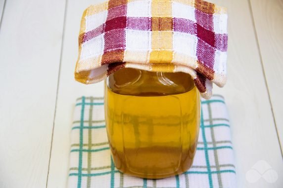 Простой рецепт кваса на сухих дрожжах – фото приготовления рецепта, шаг 4