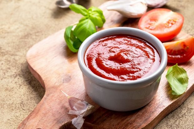 Томатний соус – простий і смачний рецепт, як приготувати покроково