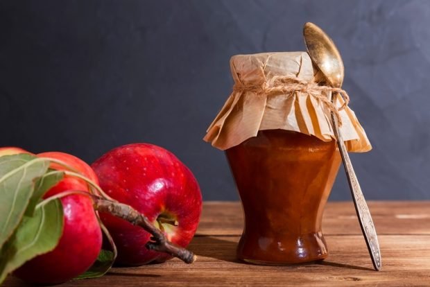 Ткемалі з яблук – простий і смачний рецепт, як приготувати покроково