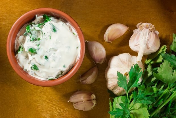 Часниковий соус для шашлику – простий і смачний рецепт, як приготувати покроково