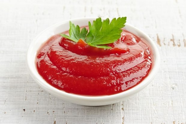 Кетчуп з томатної пасти в домашніх умовах-простий і смачний рецепт, як приготувати покроково