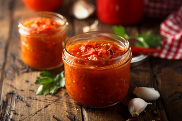 Гострий соус з помідорів, болгарського і кайенского перцю – простий і смачний рецепт, як приготувати покроково