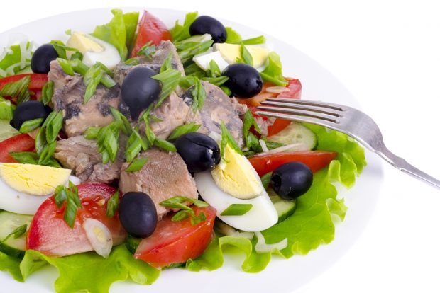 Рибний салат з овочами – простий і смачний рецепт, як приготувати покроково