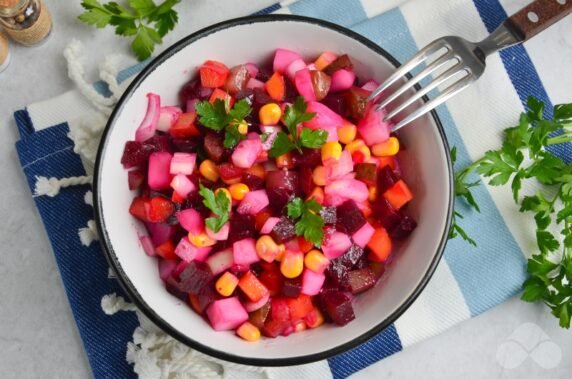 Винегрет с кукурузой – фото приготовления рецепта, шаг 6