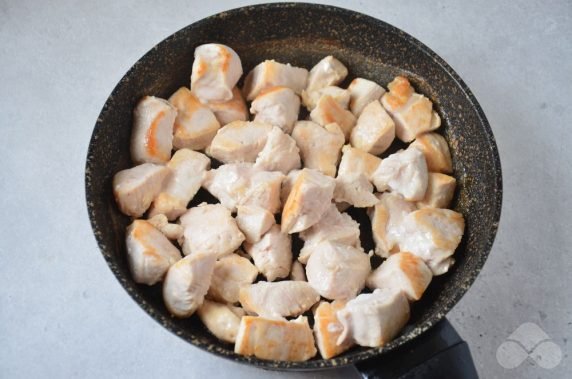 Курица с брокколи под сыром – фото приготовления рецепта, шаг 2