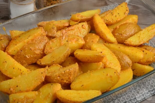 Картошка по-деревенски в духовке – фото приготовления рецепта, шаг 6