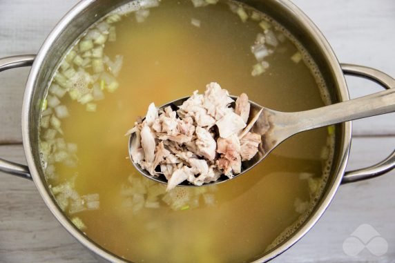 Бульон из кролика – фото приготовления рецепта, шаг 5