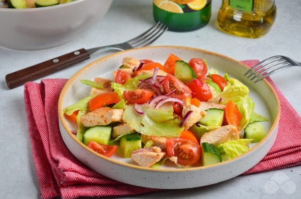 Грецький салат з індичкою, без оливок і сиру – простий і смачний рецепт з фото (покроково)