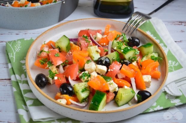 Грецький салат по-домашньому-простий і смачний рецепт з фото (покроково)