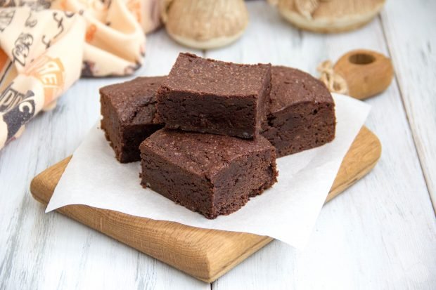 Шоколадний торт Брауні – простий і смачний рецепт з фото (покроково)